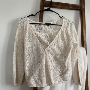 AE lace top -SMALL LIKE NEW